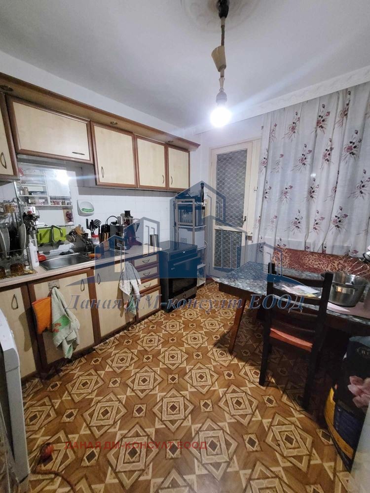 Продава  3-стаен град Шумен , Херсон , 90 кв.м | 35125341 - изображение [2]