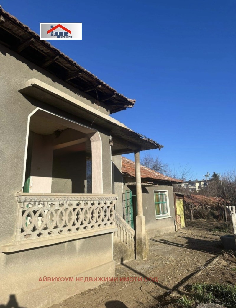 Продава КЪЩА, с. Каменец, област Плевен