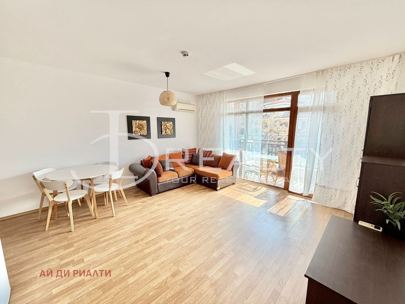 Продава 4-СТАЕН, гр. Ахелой, област Бургас, снимка 2 - Апартаменти - 53769051