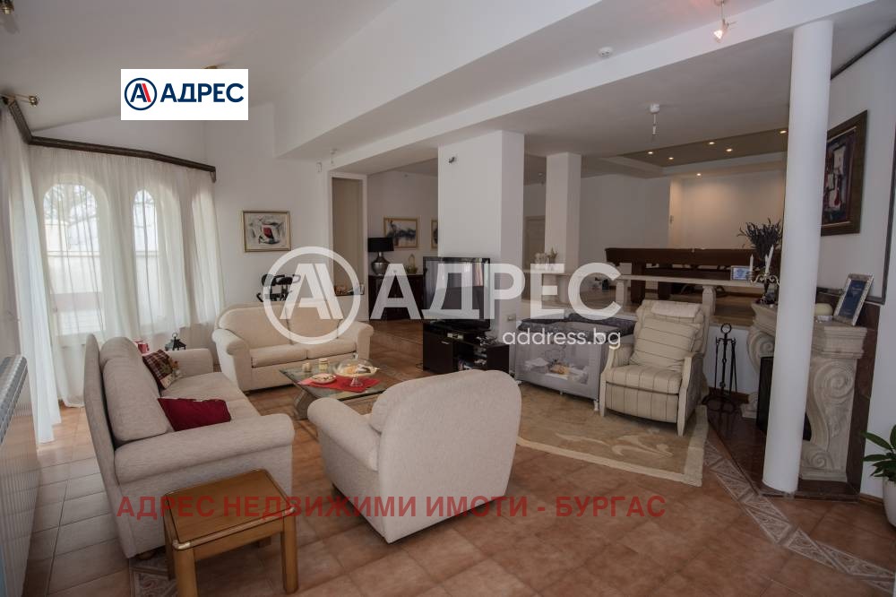 Продава КЪЩА, гр. Черноморец, област Бургас, снимка 9 - Къщи - 53797063