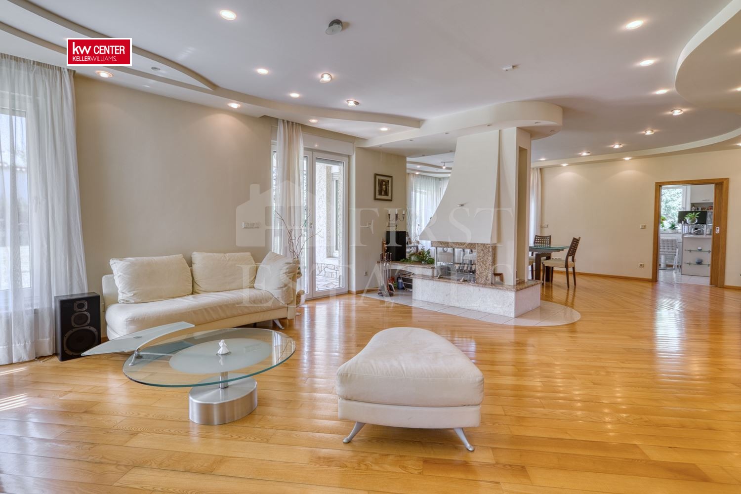 Продава КЪЩА, гр. София, Горна баня, снимка 2 - Къщи - 53955818