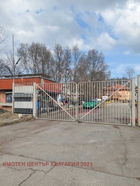 Продажба на имоти в Враждебна, град София — страница 9 - изображение 14 