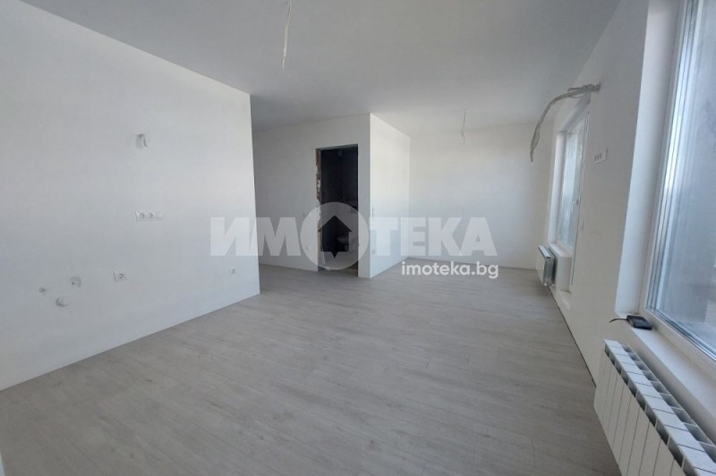 À venda  1 quarto Sofia , Mladost 4 , 65 m² | 12664670