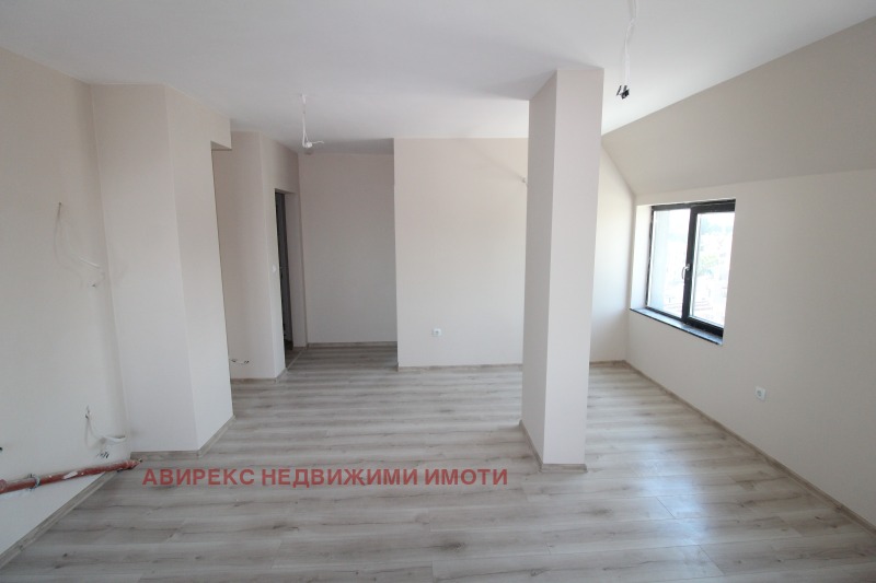 Προς πώληση  1 υπνοδωμάτιο Πλοβδηβ , Καρτσηιακα , 60 τ.μ | 41401095