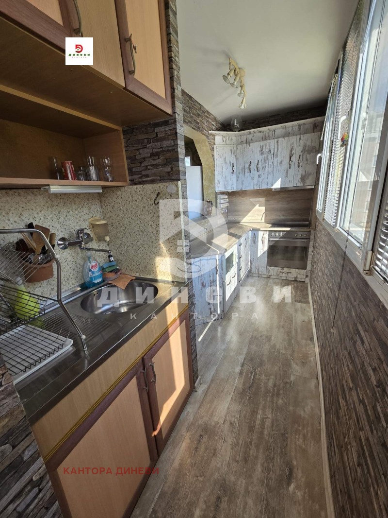 De vânzare  2 dormitoare Stara Zagora , Remiza , 70 mp | 49434032