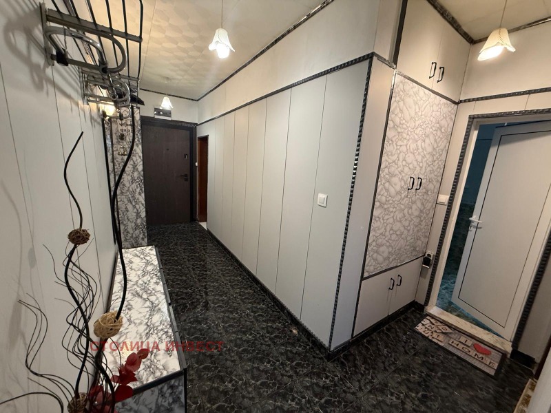 Продава 3-СТАЕН, гр. Велико Търново, Център, снимка 5 - Апартаменти - 53028831