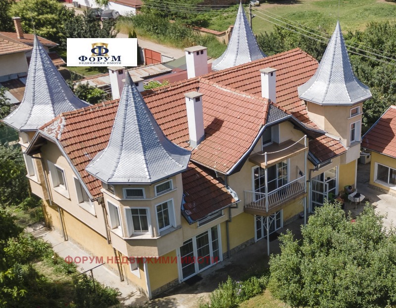 Продава КЪЩА, с. Лесново, област София област