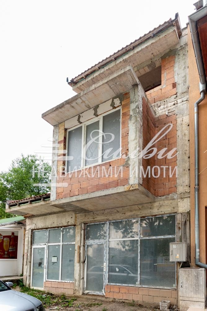 Продава  Къща, град Шумен, Боян Българанов 1 •  200 000 лв. • ID 92011771 — holmes.bg - [1] 