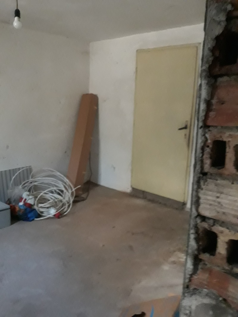 Til salg  Hus Lovech , Dikisana , 342 kvm | 72691997 - billede [10]