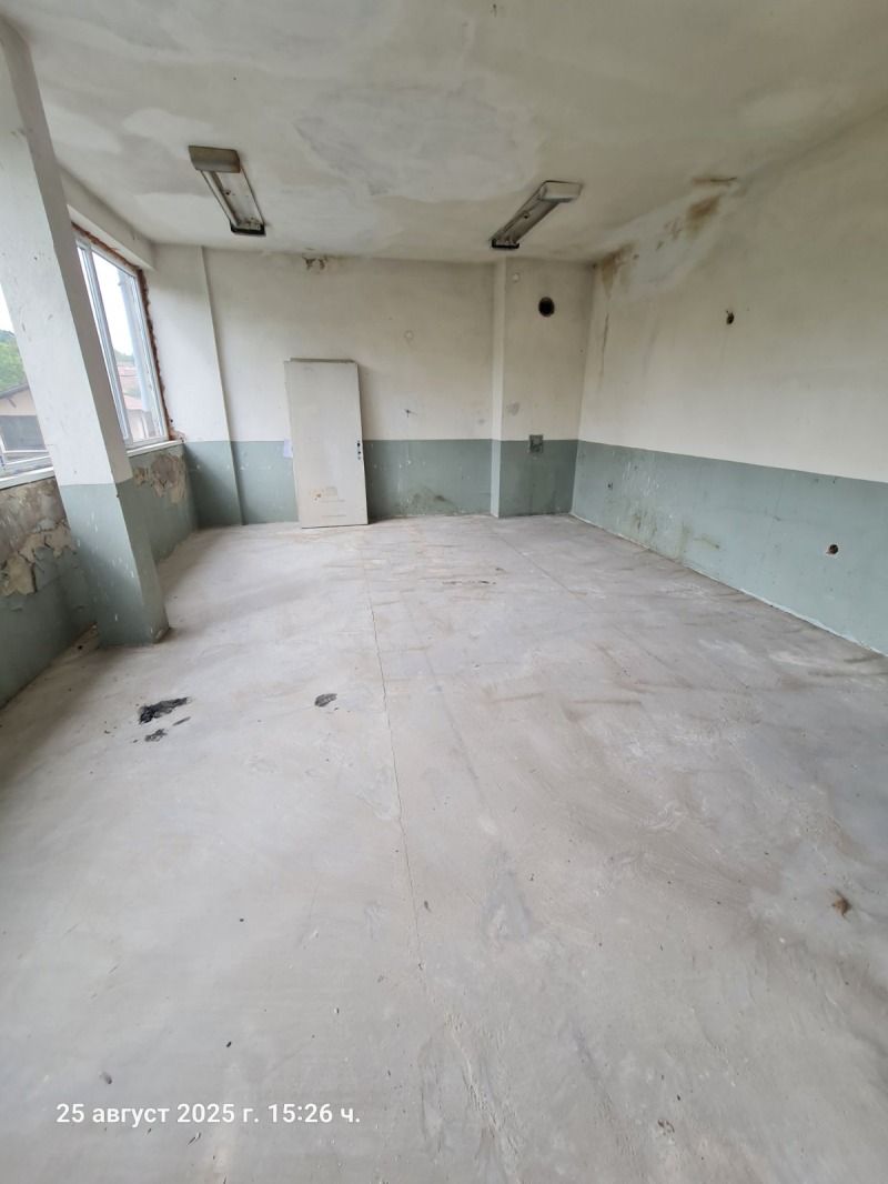 Продаја  Индустријска зграда регион Велико Тарново , Самоводене , 820 м2 | 35730374 - слика [8]
