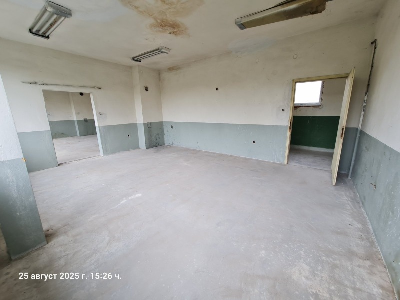 Продаја  Индустријска зграда регион Велико Тарново , Самоводене , 820 м2 | 35730374 - слика [6]