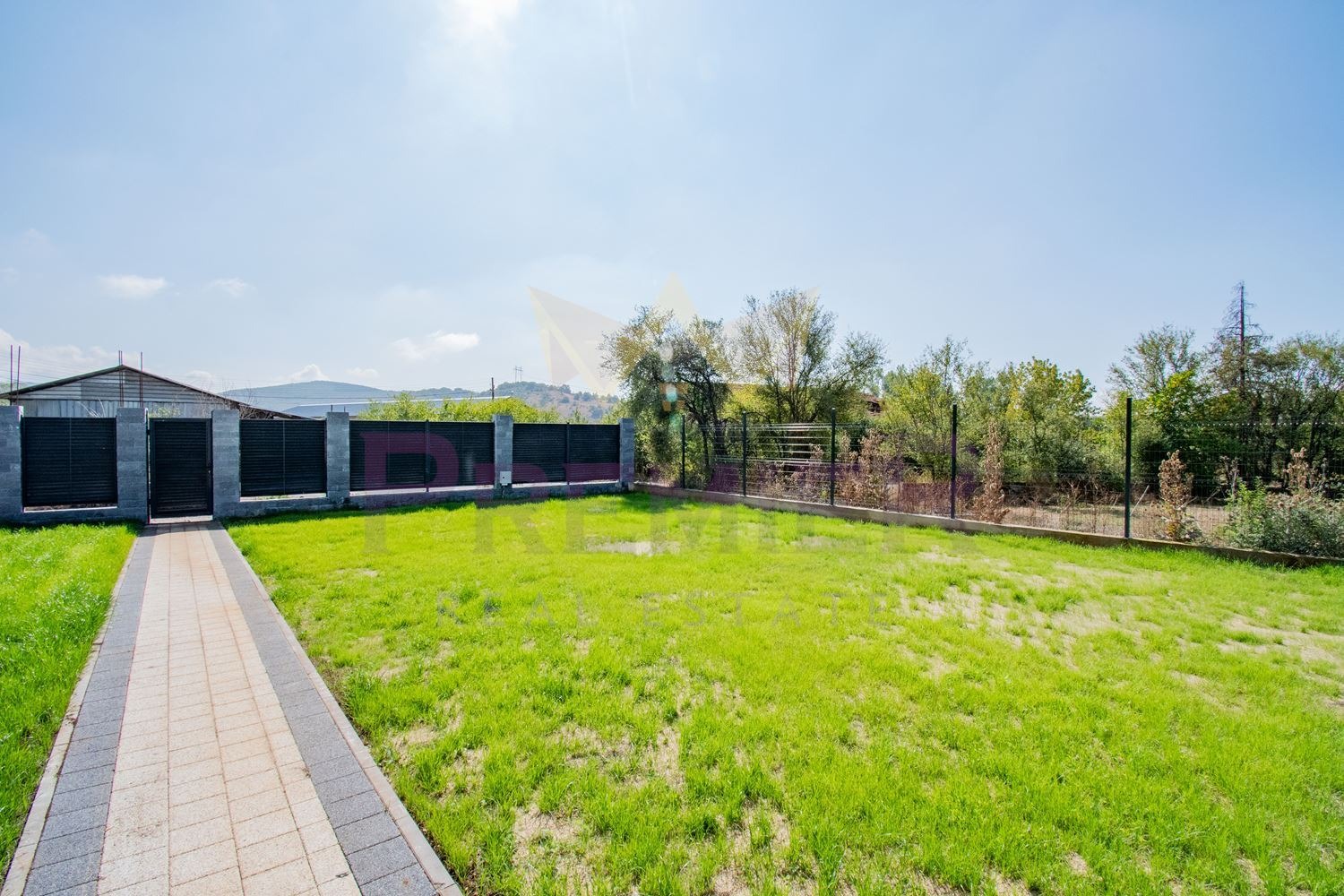 Продава КЪЩА, с. Осоица, област София област, снимка 4 - Къщи - 55524418