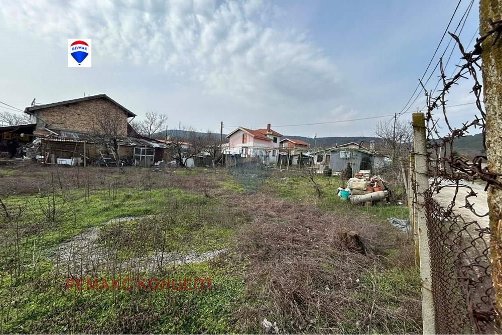 Продава ПАРЦЕЛ, гр. Шумен, м-т Под Манастира, снимка 5 - Парцели - 53721539