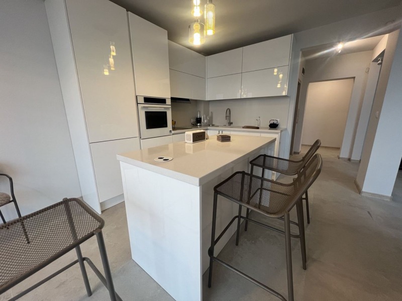 Продава 3-СТАЕН в град Варна, м-т Ален мак - 116 кв.м / 297 000 € » 580 881.51 лв., ЕРА ВИВА