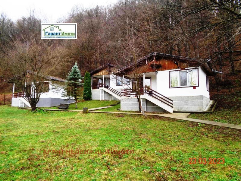 Продава КЪЩА в област Габрово, гр. Трявна - 310 кв.м / 194 800 € » 380 995.68 лв., ГАРАНТ НЕДВИЖИМИ ИМОТИ