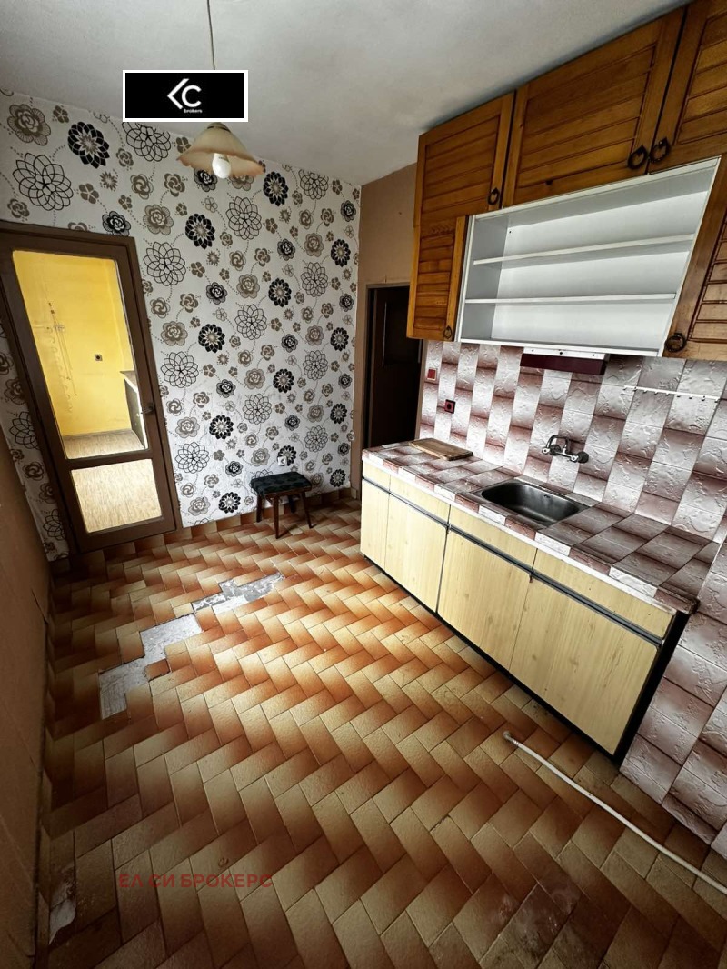 Продава  2-стаен град София , Света Троица , 65 кв.м | 83129473 - изображение [8]