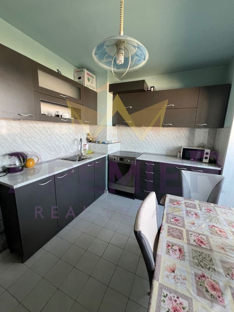 Продава 3-СТАЕН, гр. София, Дървеница