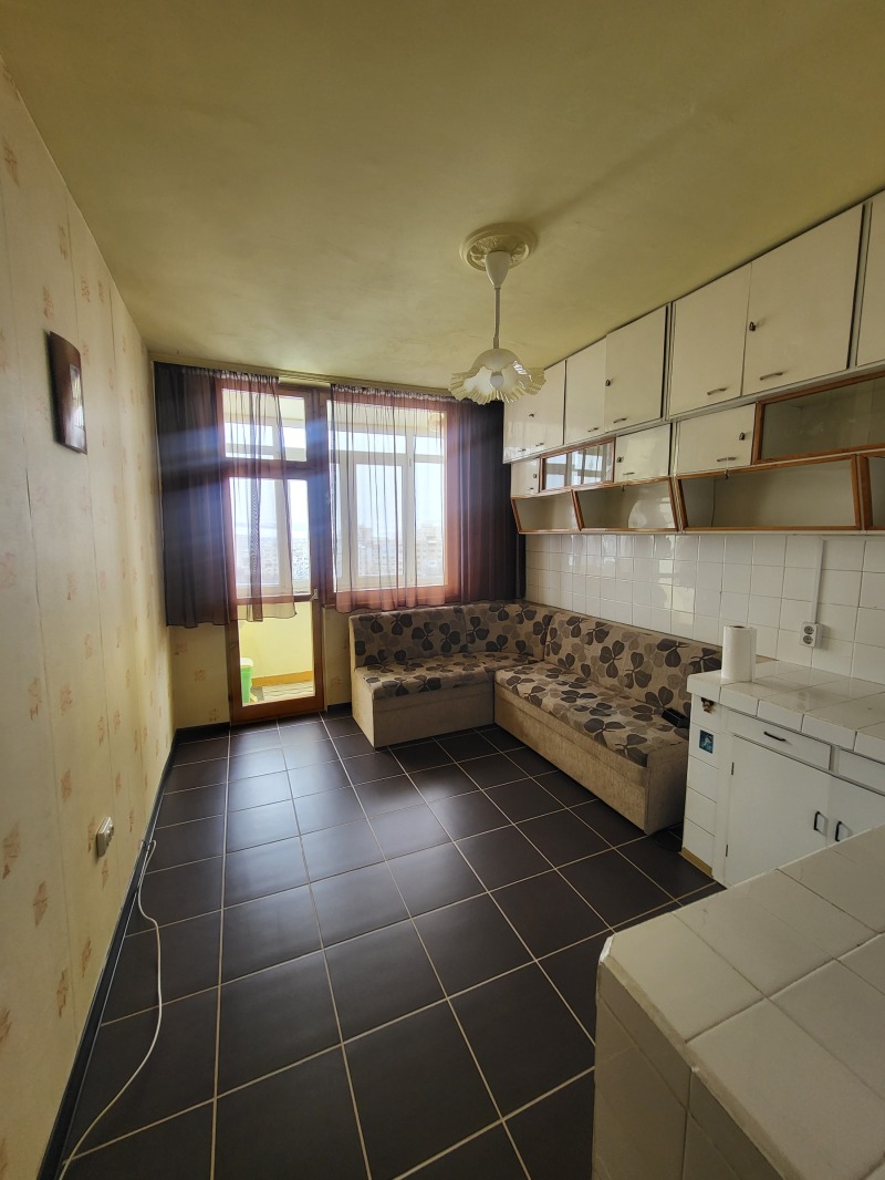 Продава 4-СТАЕН, гр. Плевен, Сторгозия, снимка 3 - Апартаменти - 53322173