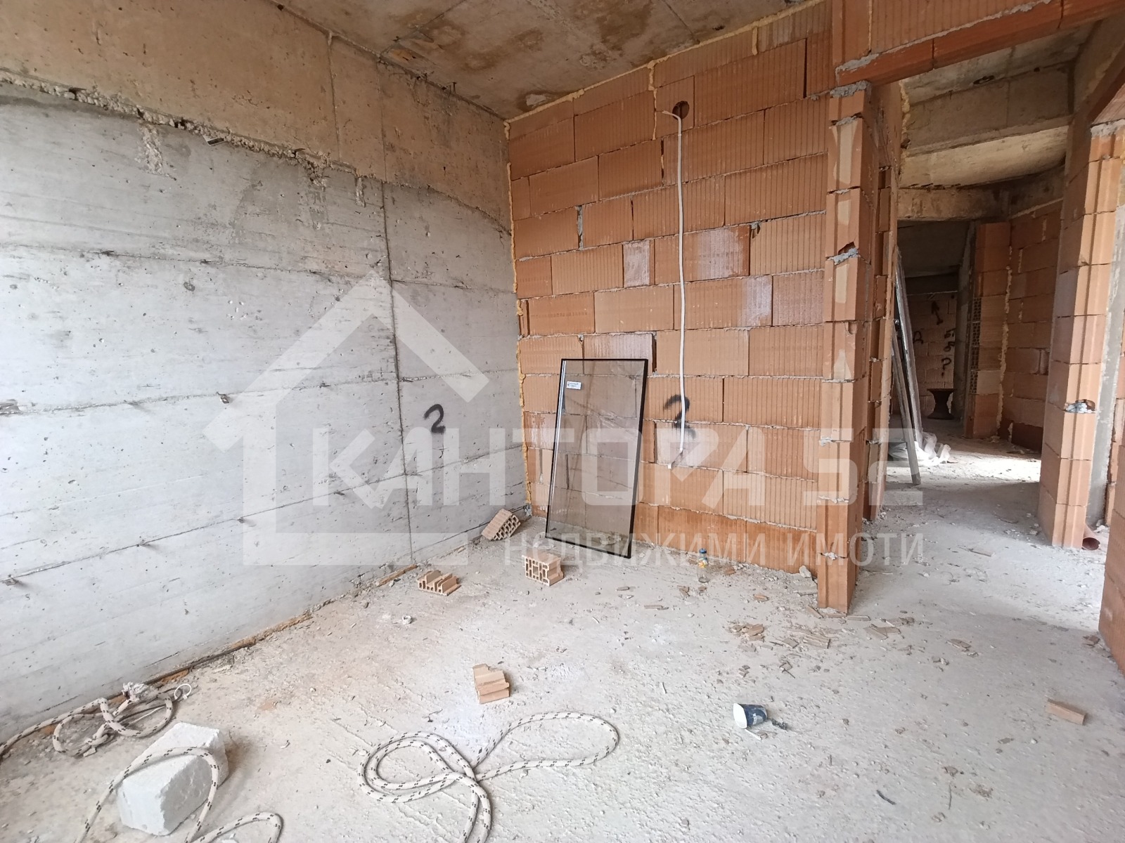 Продава 2-СТАЕН, гр. Варна, Колхозен пазар, снимка 2 - Апартаменти - 54214252