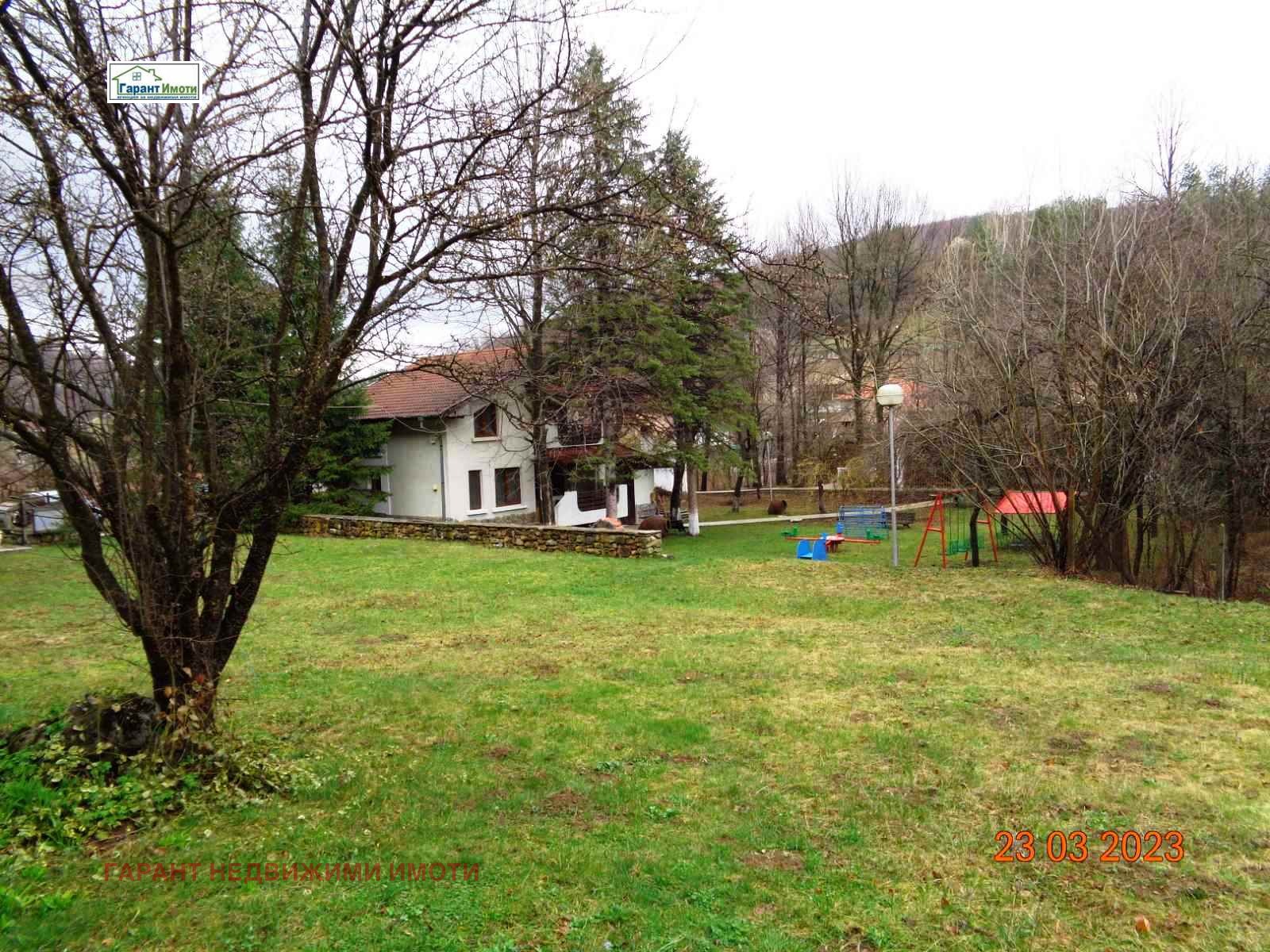 Продава КЪЩА, гр. Трявна, област Габрово, снимка 2 - Къщи - 52981802