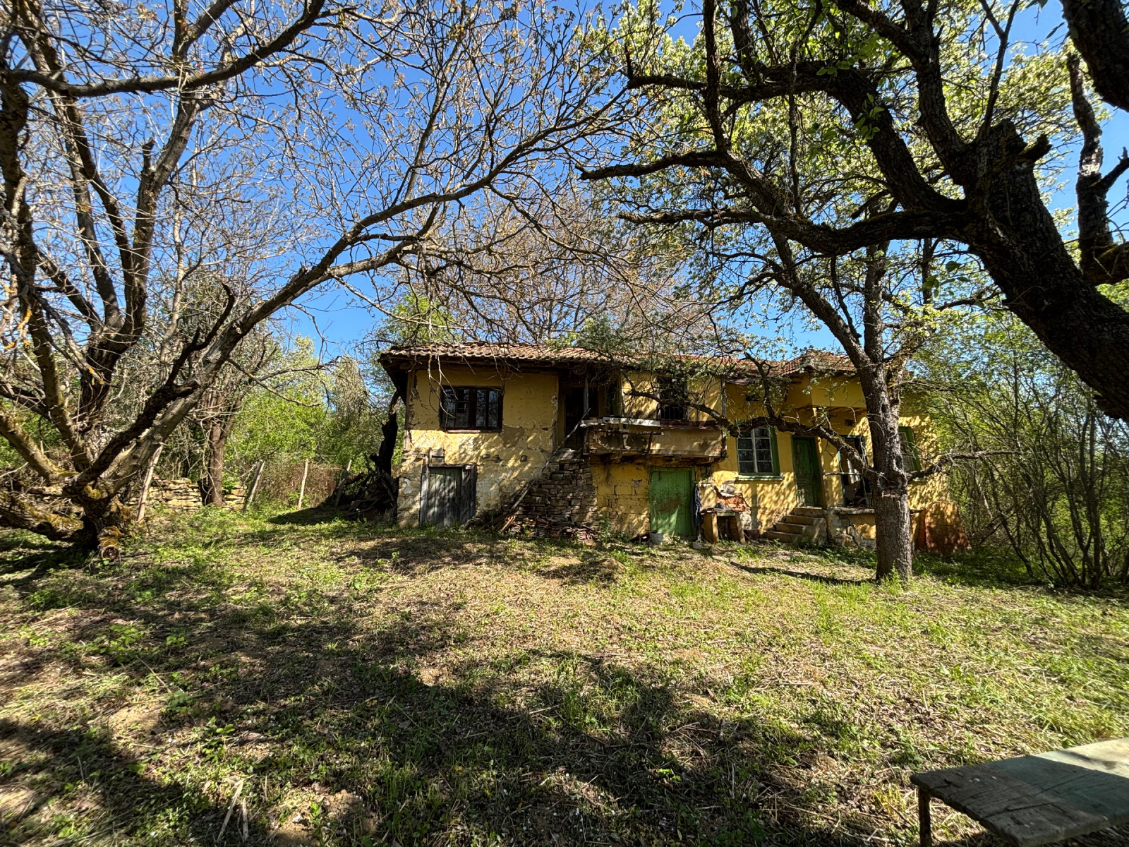 Продава КЪЩА, с. Равнище, област София област, снимка 2 - Къщи - 54350038