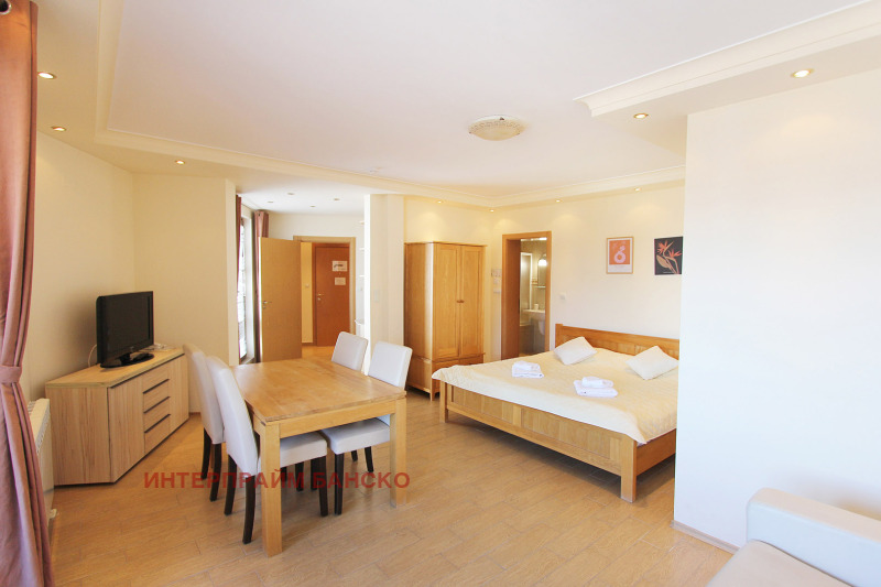 Продава 1-СТАЕН в област Благоевград, гр. Банско - 102 кв.м / 69 900 € » 136 712.52 лв., ИНТЕРПРАЙМ БАНСКО