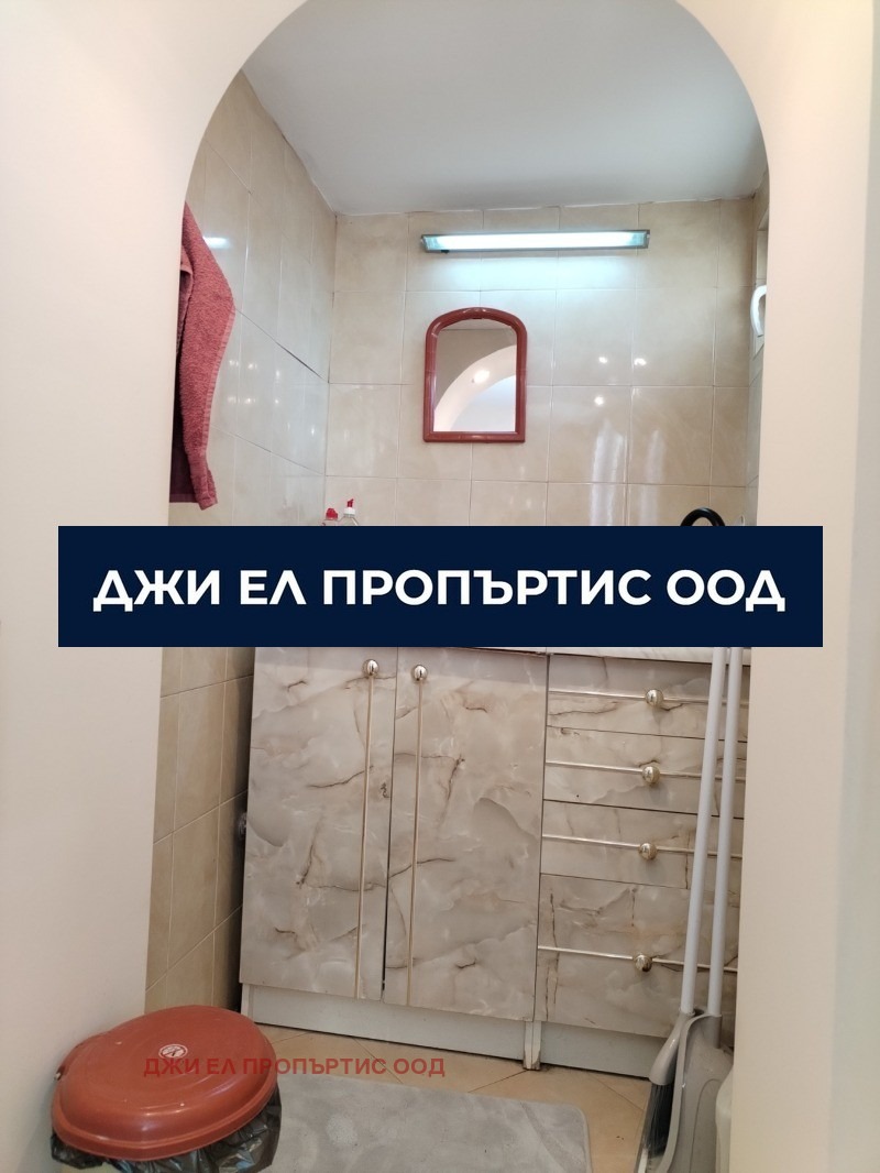 Продава 2-СТАЕН, гр. София, Толстой, снимка 13 - Апартаменти - 53121975