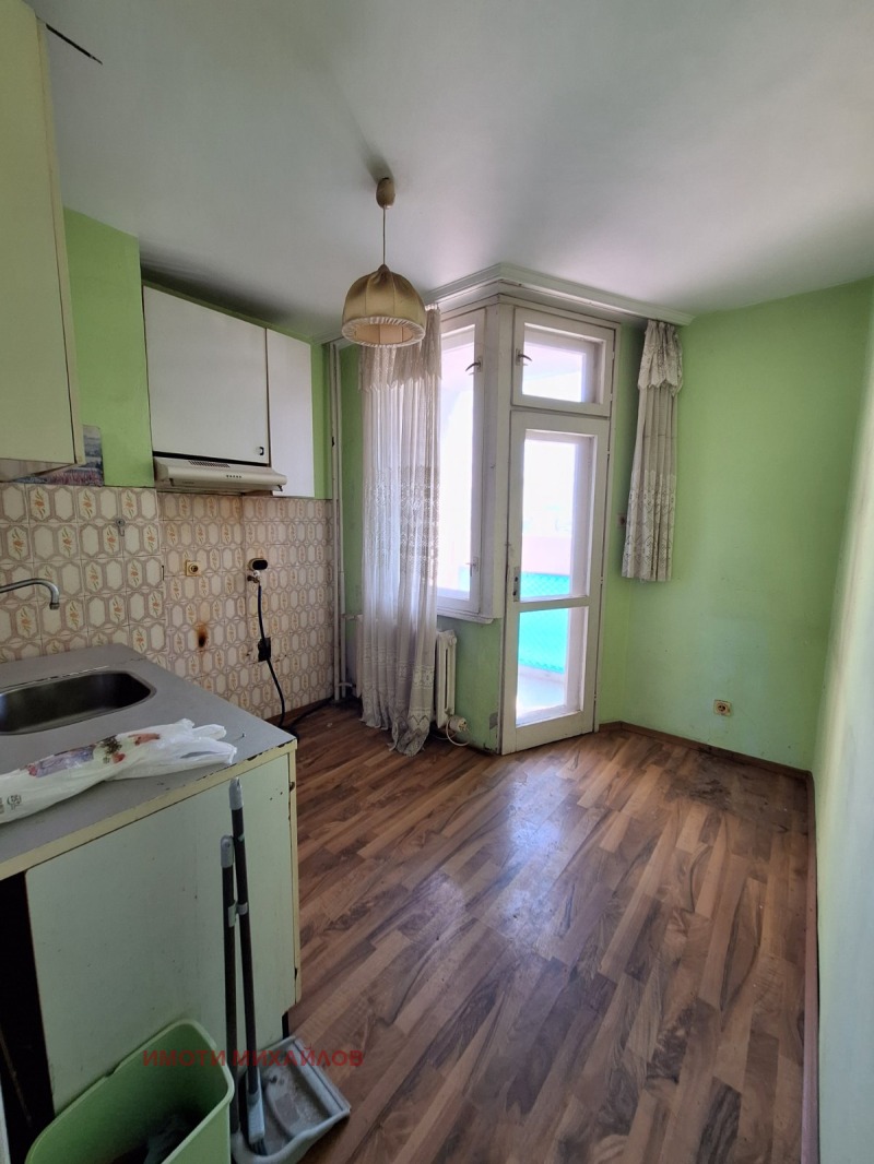 Na prodej  3 ložnice Sofia , Bakston , 104 m2 | 19304618 - obraz [8]