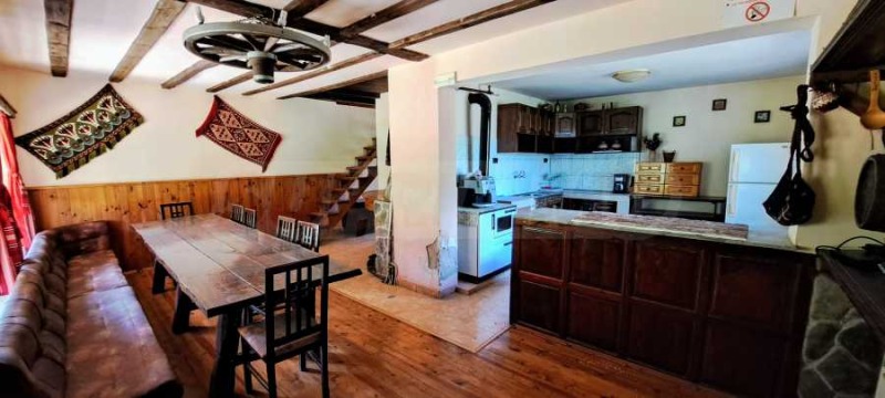 Продава КЪЩА, с. Чифлик, област Ловеч, снимка 17 - Къщи - 53248483