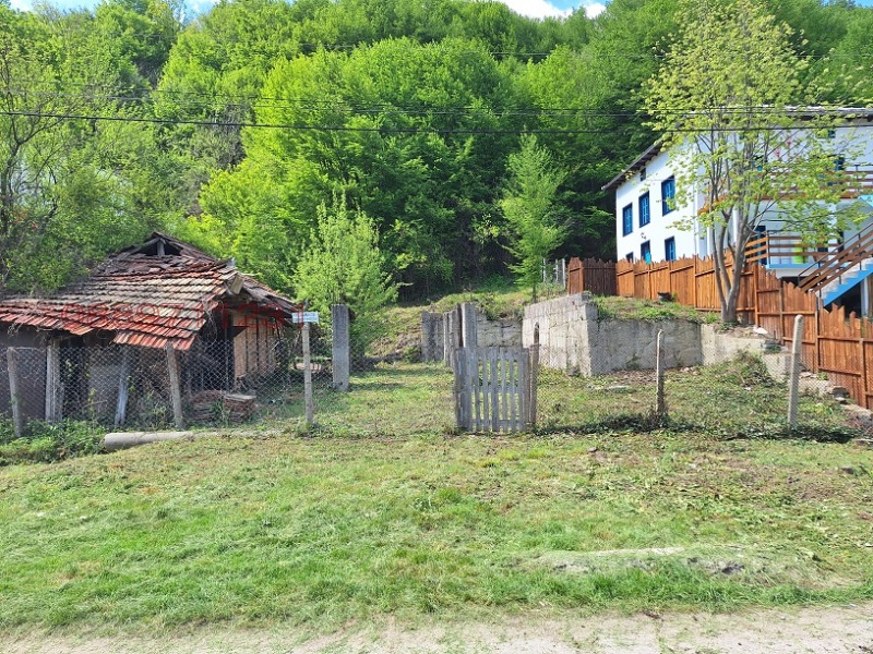 Продава ПАРЦЕЛ, гр. Трявна, област Габрово, снимка 8 - Парцели - 52782262