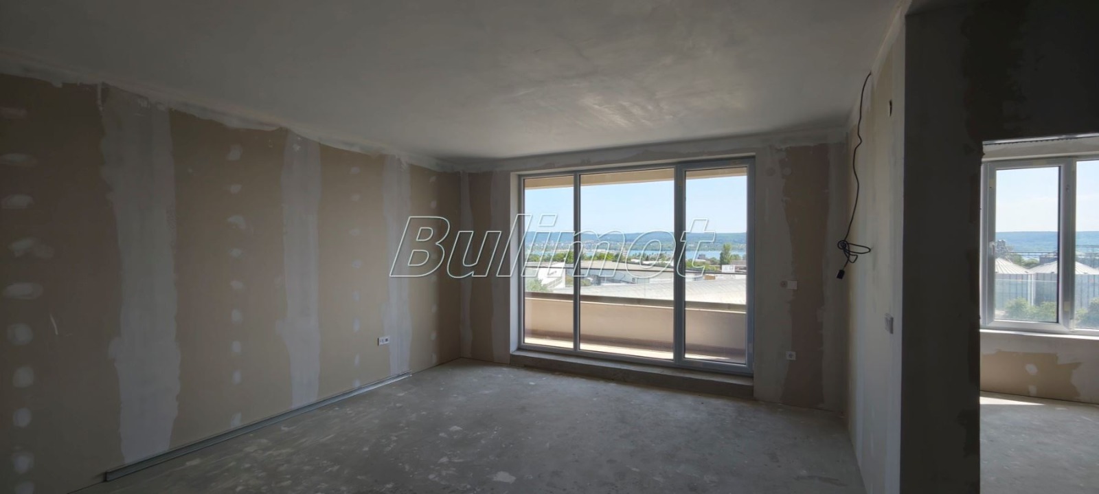 Продава 2-СТАЕН, гр. Варна, Трошево