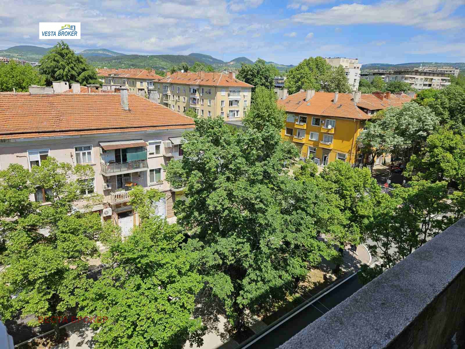 Продава МНОГОСТАЕН, гр. Кърджали, Център, снимка 8 - Апартаменти - 54109967