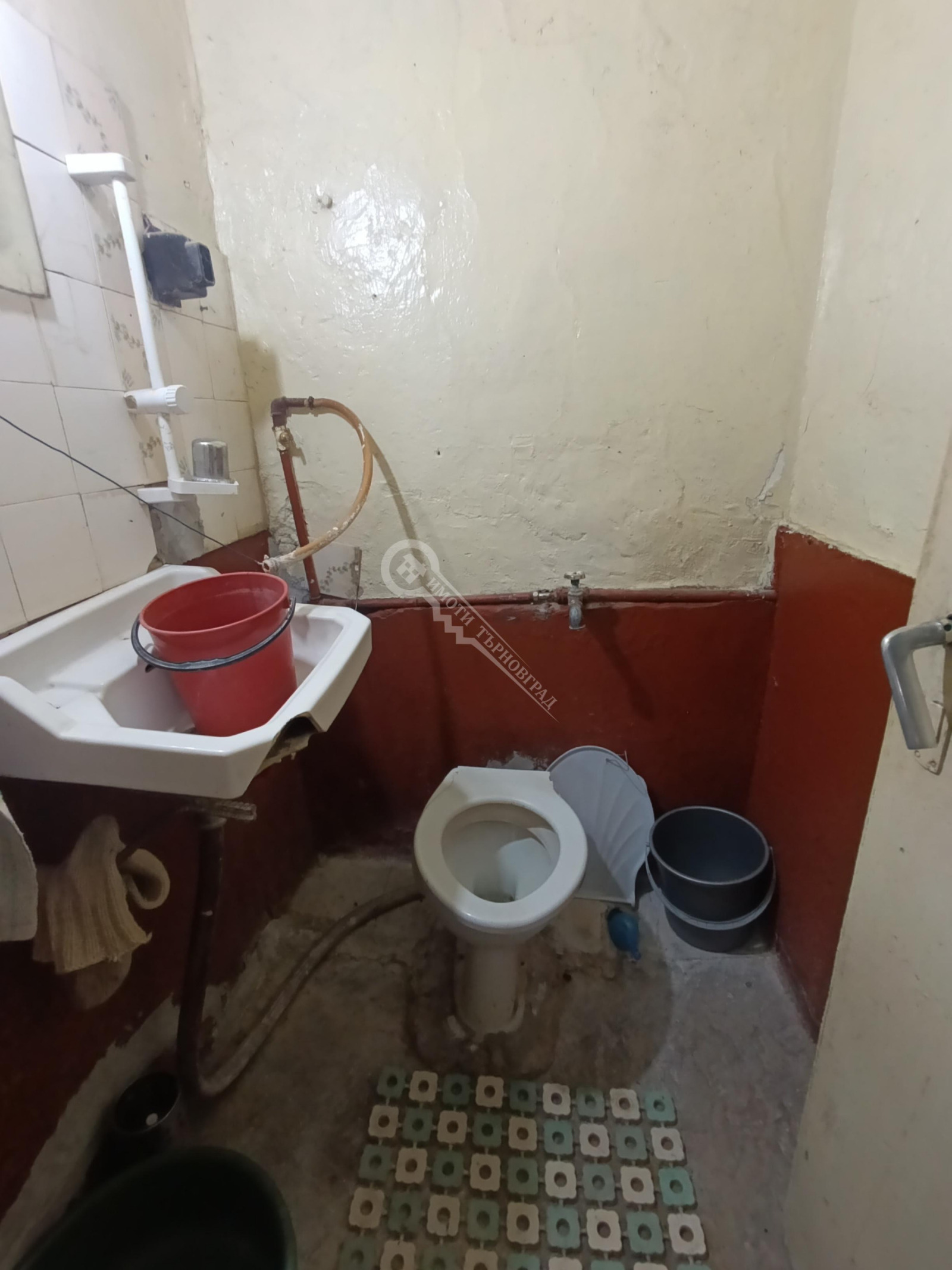 Продава КЪЩА, с. Дъскот, област Велико Търново, снимка 11 - Къщи - 55308382