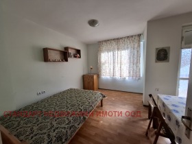 Studio Kjutšuk Pariž, Plovdiv 1