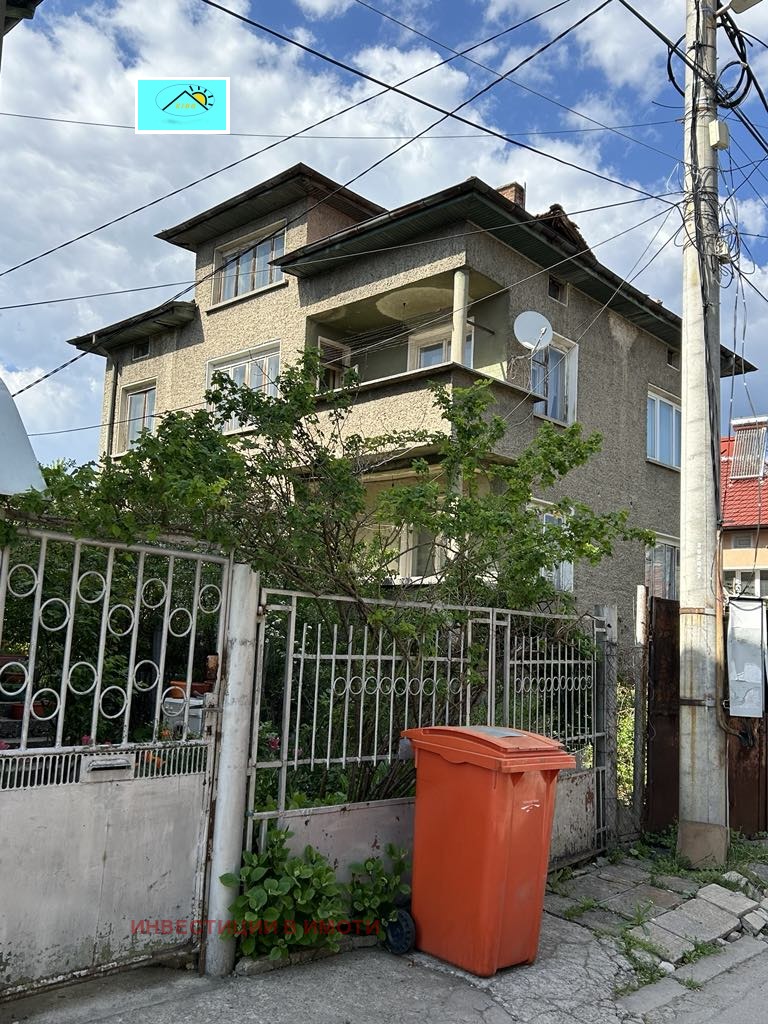 Продава  Къща, град София, Орландовци •  320 000 EUR • ID 77112710 — holmes.bg - [1] 