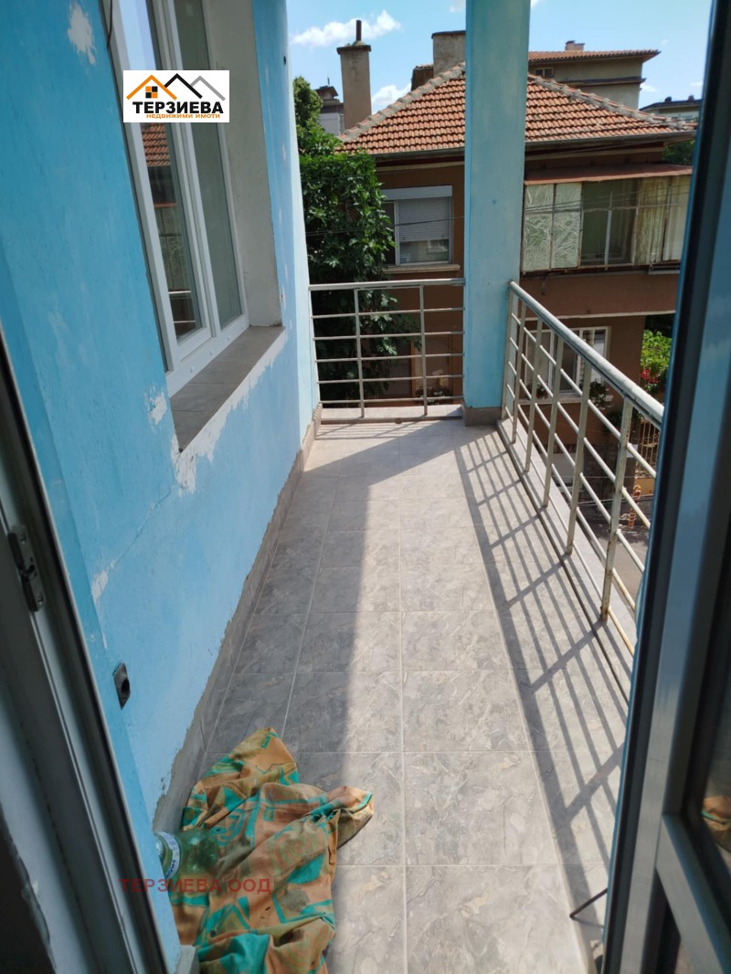 Продава КЪЩА, гр. Стара Загора, Аязмото, снимка 2 - Къщи - 49368457