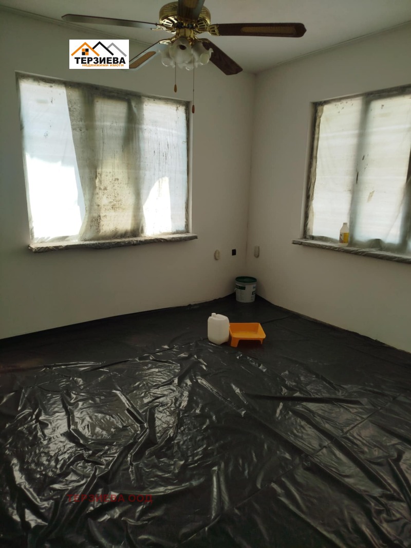 Продава КЪЩА, гр. Стара Загора, Аязмото, снимка 3 - Къщи - 49368457