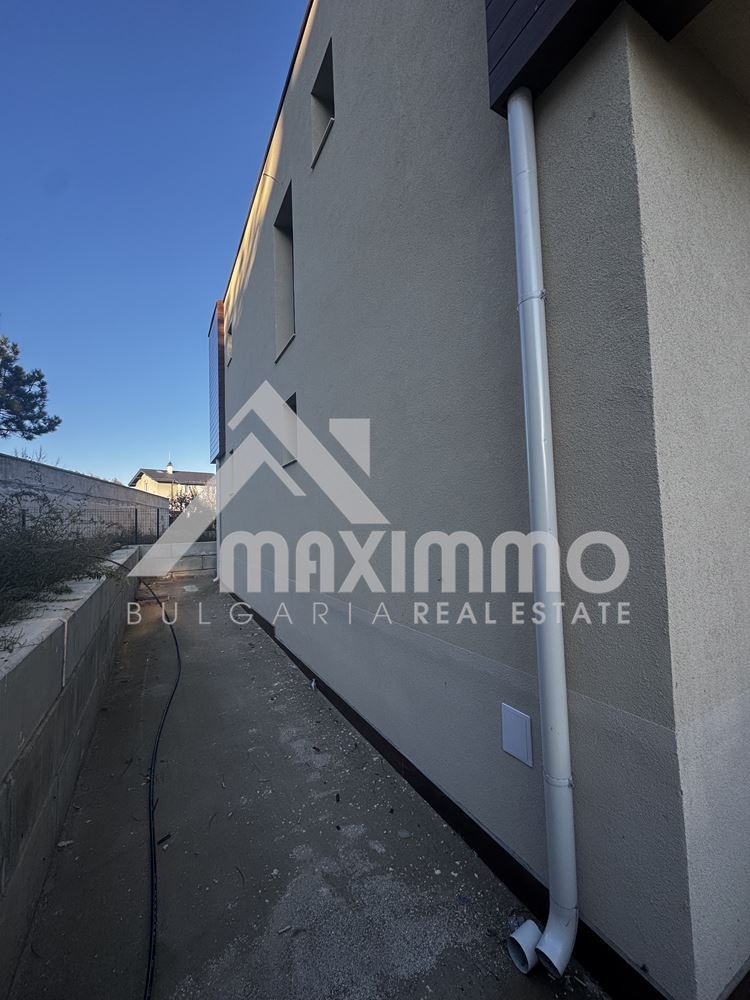 Продава КЪЩА, гр. Варна, м-т Акчелар, снимка 16 - Къщи - 52526388