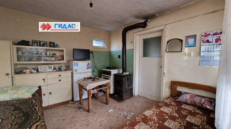 Продава КЪЩА, с. Брестовица, област Пловдив, снимка 7 - Къщи - 52809813