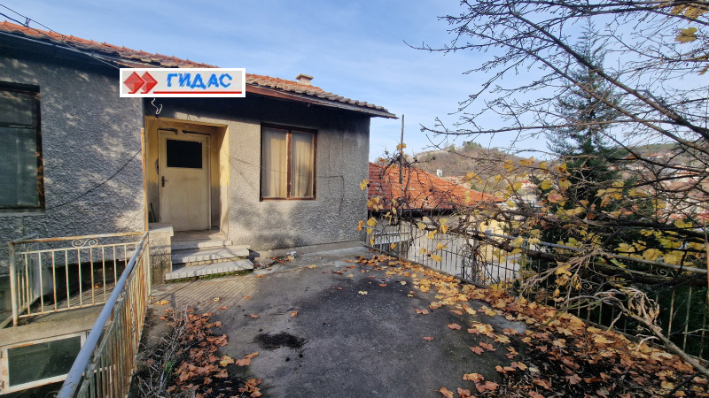 Продава КЪЩА, с. Брестовица, област Пловдив, снимка 2 - Къщи - 52809813