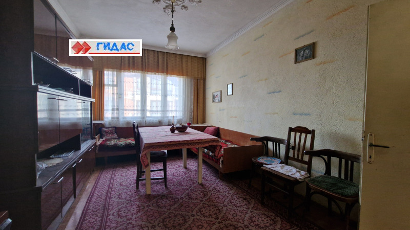 Продава КЪЩА, с. Брестовица, област Пловдив, снимка 6 - Къщи - 52809813