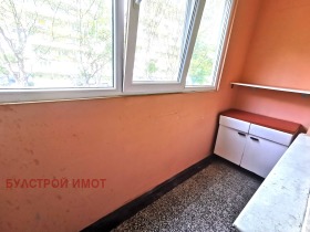 2 ložnice Troševo, Varna 5