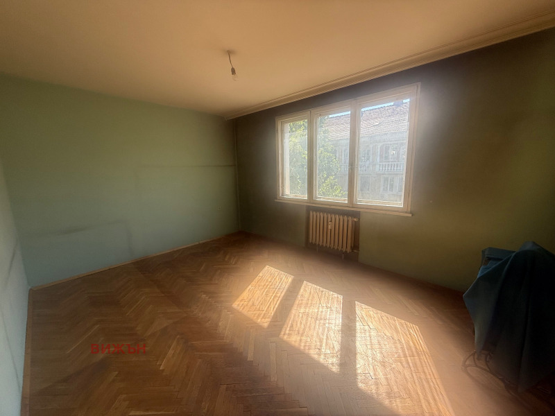 In vendita  1 camera da letto Pernik , Tsentar , 75 mq | 23456333 - Immagine [3]