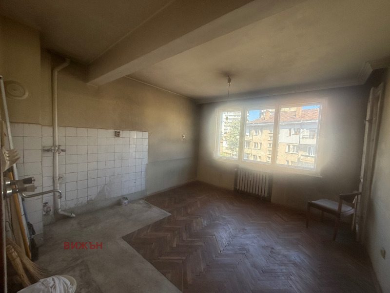 In vendita  1 camera da letto Pernik , Tsentar , 75 mq | 23456333 - Immagine [4]