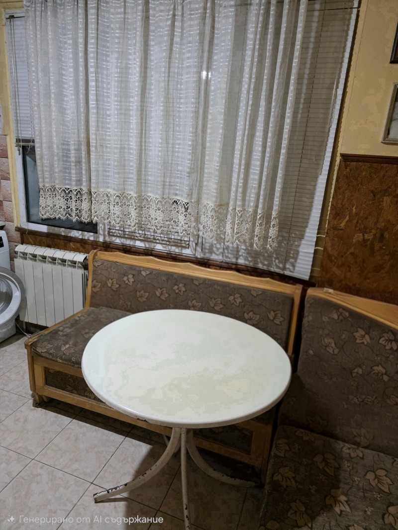 Продава 3-СТАЕН, гр. Казанлък, област Стара Загора, снимка 5 - Апартаменти - 53239625