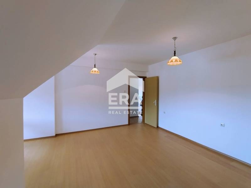 En venta  Casita Kardzhali , Vazrozhdentsi , 100 metros cuadrados | 32600141 - imagen [11]