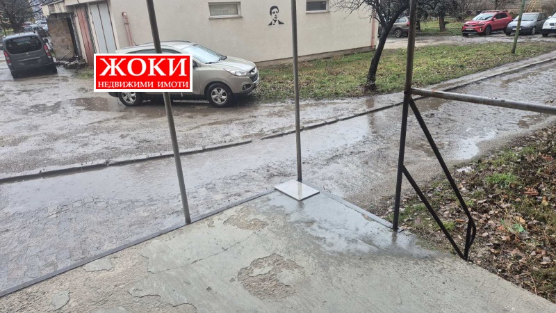 Продава ОФИС, гр. Перник, Център, снимка 8 - Офиси - 53025027