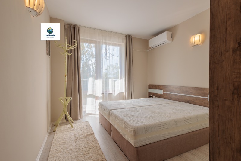 Продава КЪЩА, гр. Бургас, Сарафово, снимка 13 - Къщи - 50288219