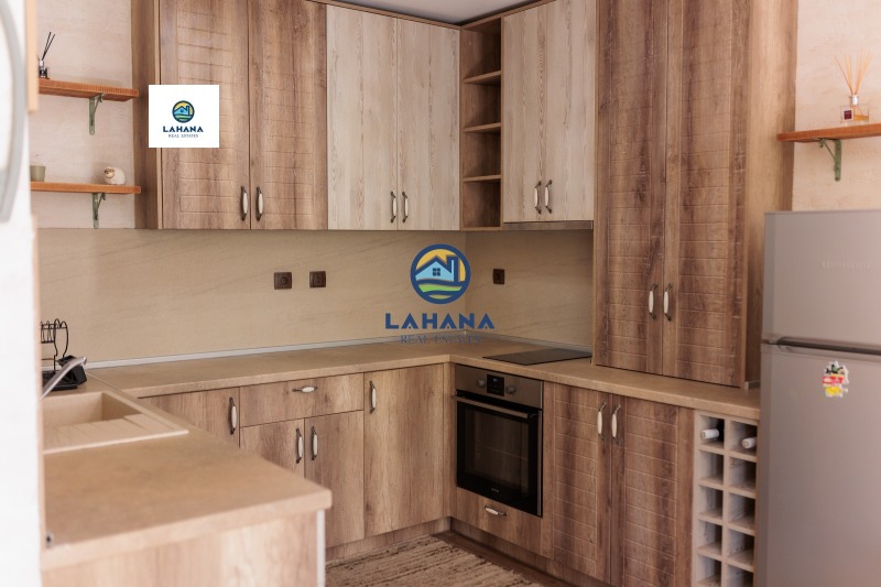 Продава КЪЩА, гр. Бургас, Сарафово, снимка 7 - Къщи - 50288219