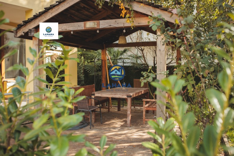 Продава КЪЩА, гр. Бургас, Сарафово, снимка 2 - Къщи - 50288219